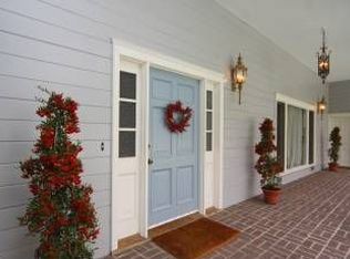 610 E Calaveras St, Altadena, CA 91001