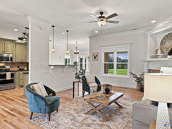 3rd image of 13077 Summerfield Dr