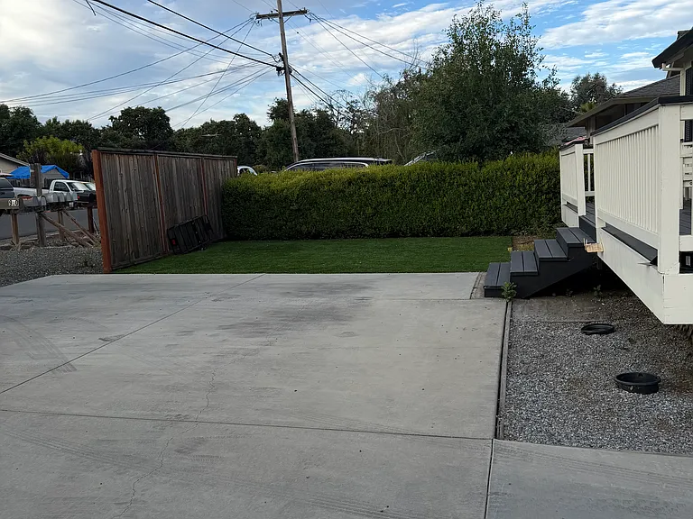 950 Solano Ave — Photo 8
