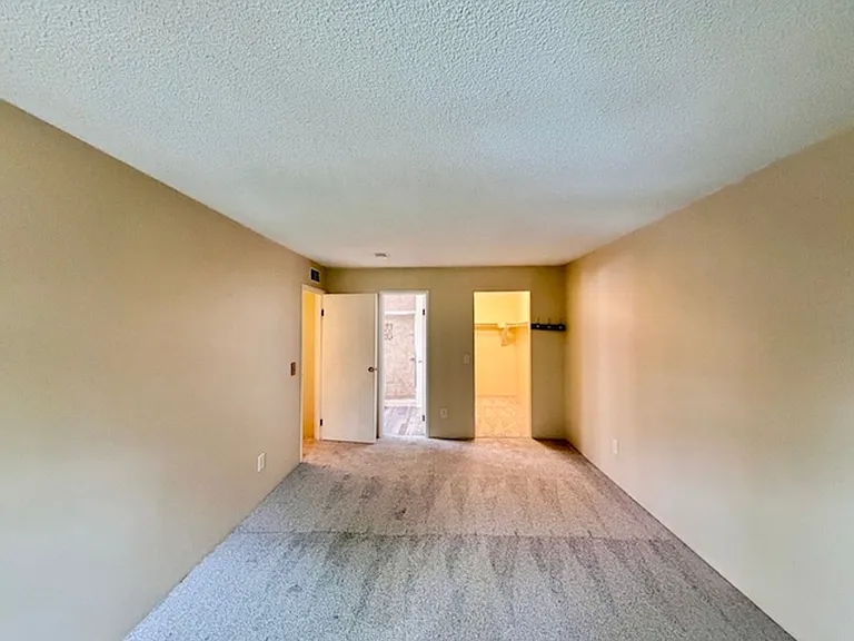 337 Wright St #302 — Photo 13