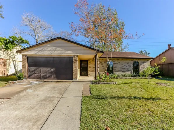 302 Tara Plantation Dr, Richmond, TX 77469