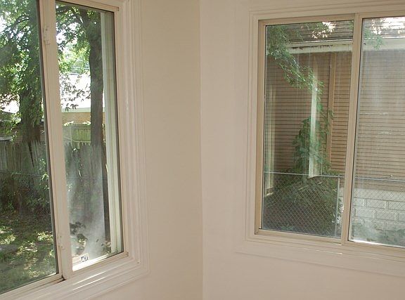 3rd image of 12423 S Stewart Ave