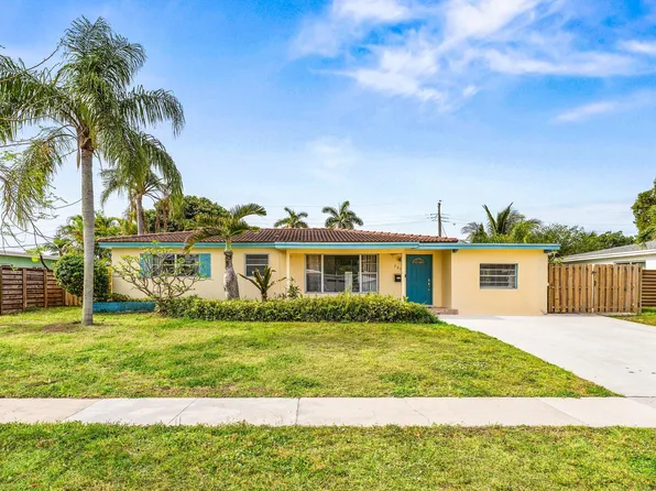 360 NE 23rd Way, Boca Raton, FL 33431