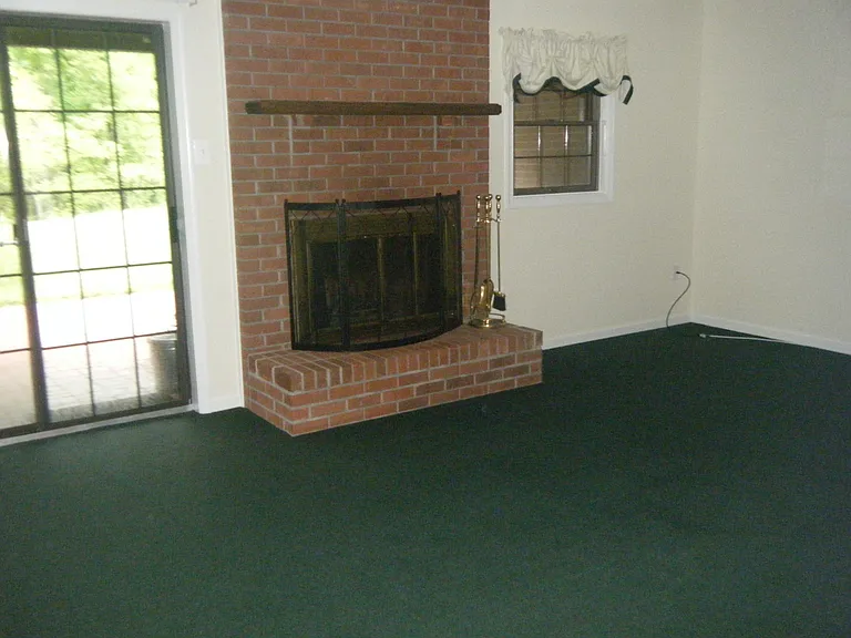 23 Rhodes Pl — Photo 18