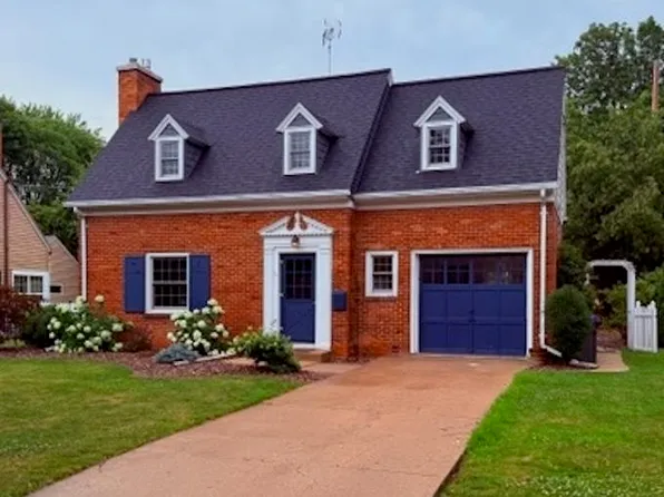 312 Congress St, Neenah, WI 54956