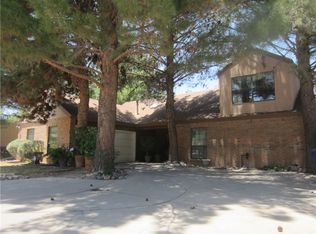 631 Gary Ln, El Paso, TX 79922