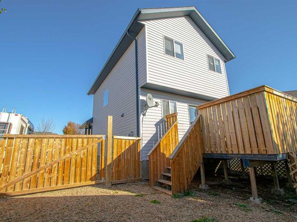 8911 N 62nd Ave, Grande Prairie, AB T8W 2P4