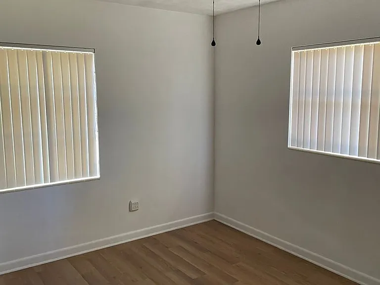 2269 Southland Rd — Photo 8