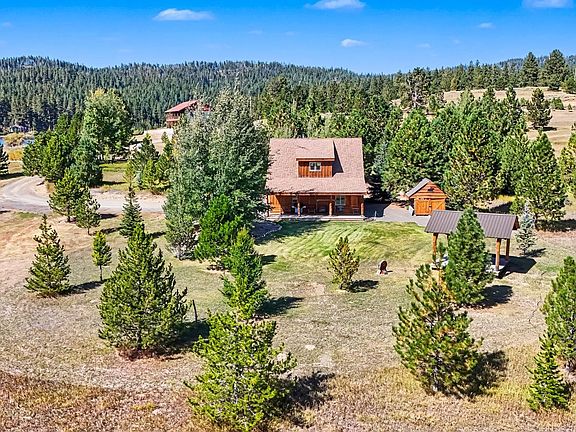 2nd image of 106 Wilderness Lake Rd