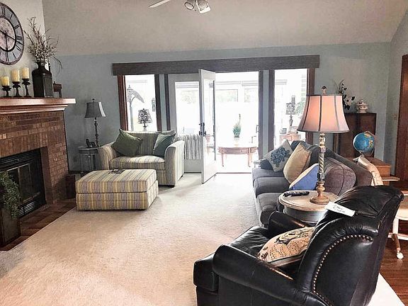 3rd image of 9303 Covington Woods Ct