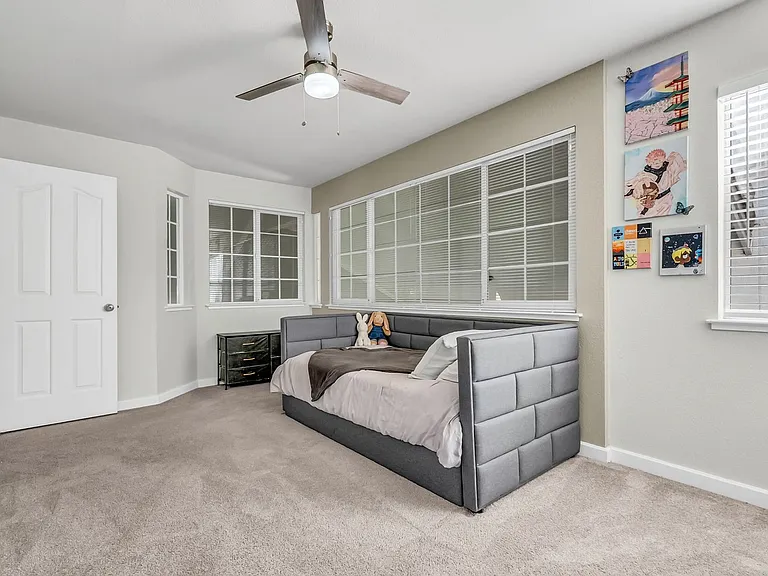 2435 Pinehurst Ct — Photo 35