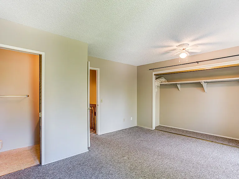 3408 64th St NE — Photo 13