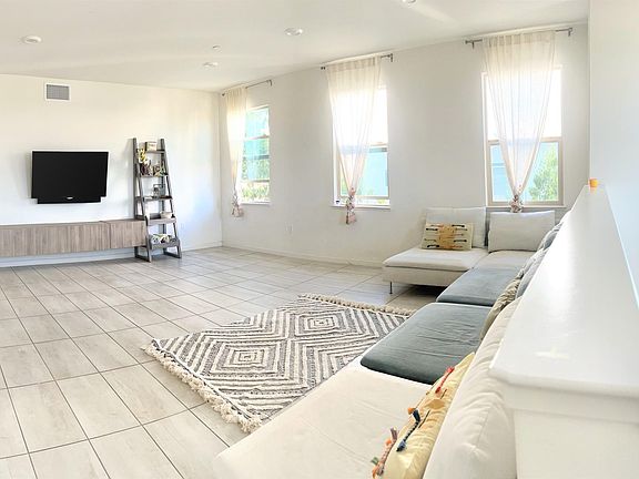 5th image of 3052 San Jose Vineyard Ct