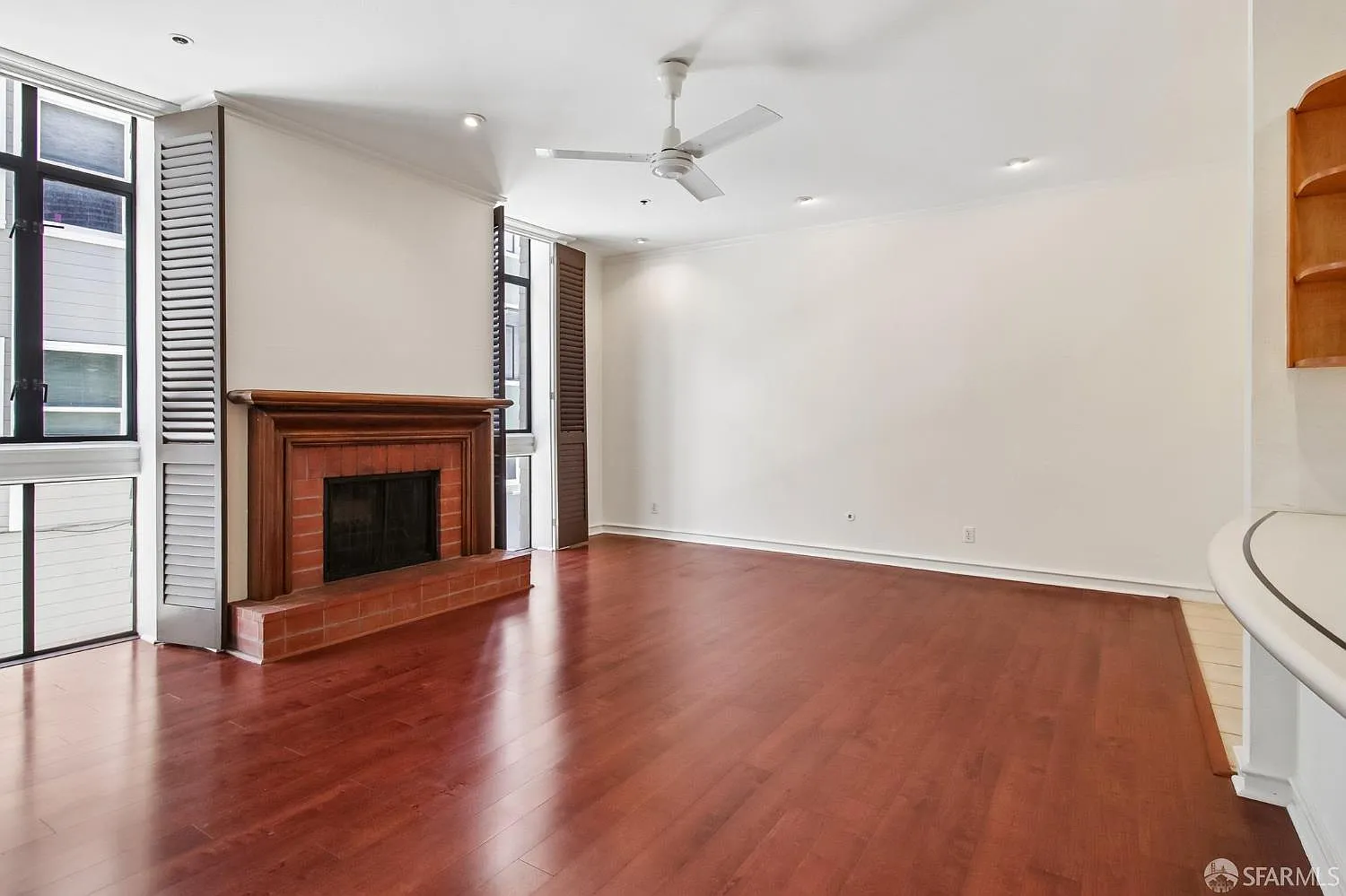 1 bed, 1.0 bath, 740 sqft, $4,300 — Photo 4
