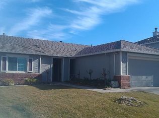 9004 Four Seasons Dr, Elk Grove, CA 95624