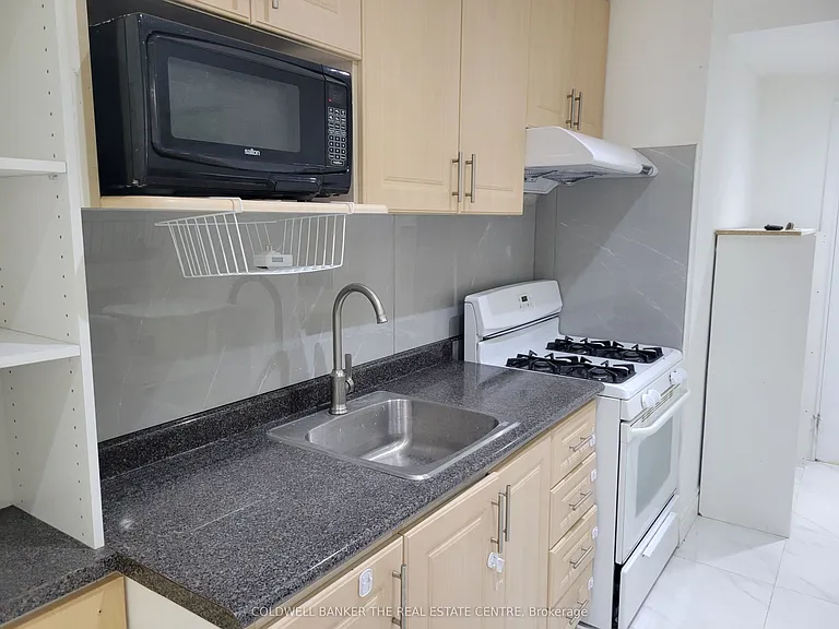 2646 Victoria Park Ave #B — Photo 13
