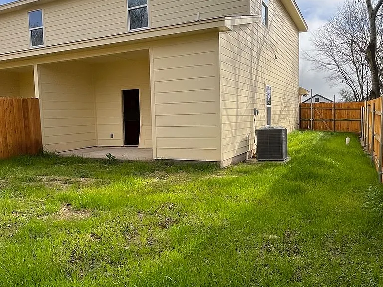 213 W Dunn Ave — Photo 9