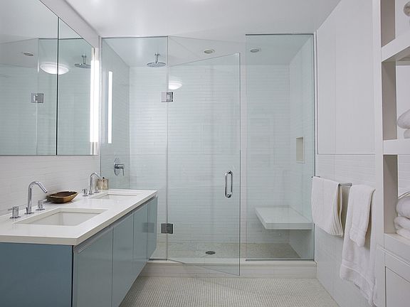 4th image of 245 W 19th St APT 8S