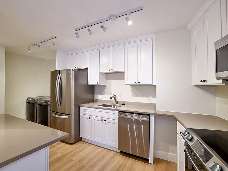4601 N Park Ave #110 — Photo 5
