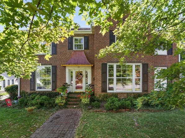 307 W Main St, Smithville, TN 37166