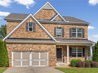 1755 Fox Hill Ln, Cumming, GA 30040
