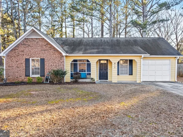 812 Bartow Ct, Riverdale, GA 30274