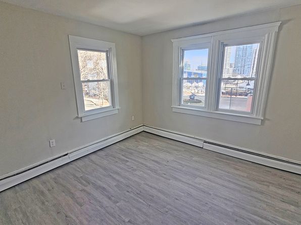 stamford-connecticut-240502497 picture