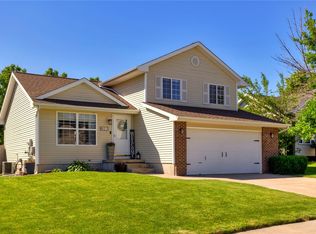 807 SE Chaparal Dr, Ankeny, IA 50021