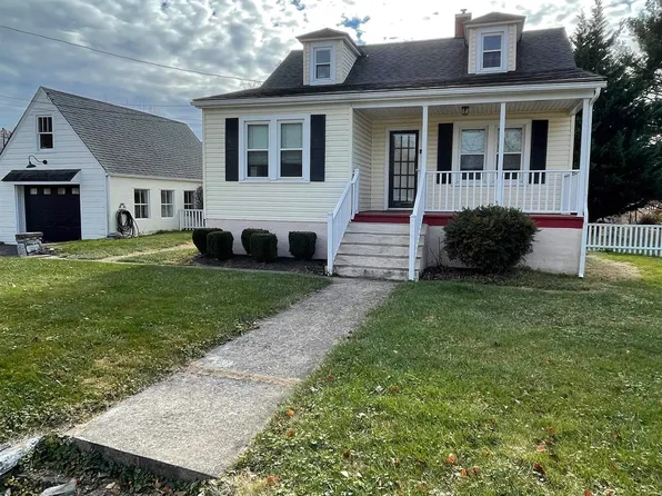 310 Campbell St, Staunton, VA 24401