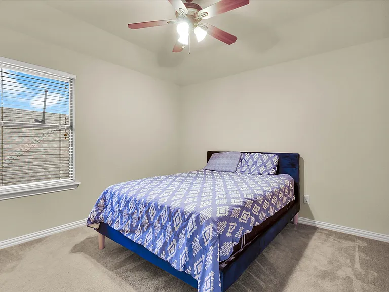 214 Crestbrook Dr — Photo 43