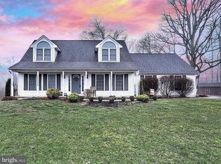 335 Hedgewick Ln, Wrightsville, PA 17368
