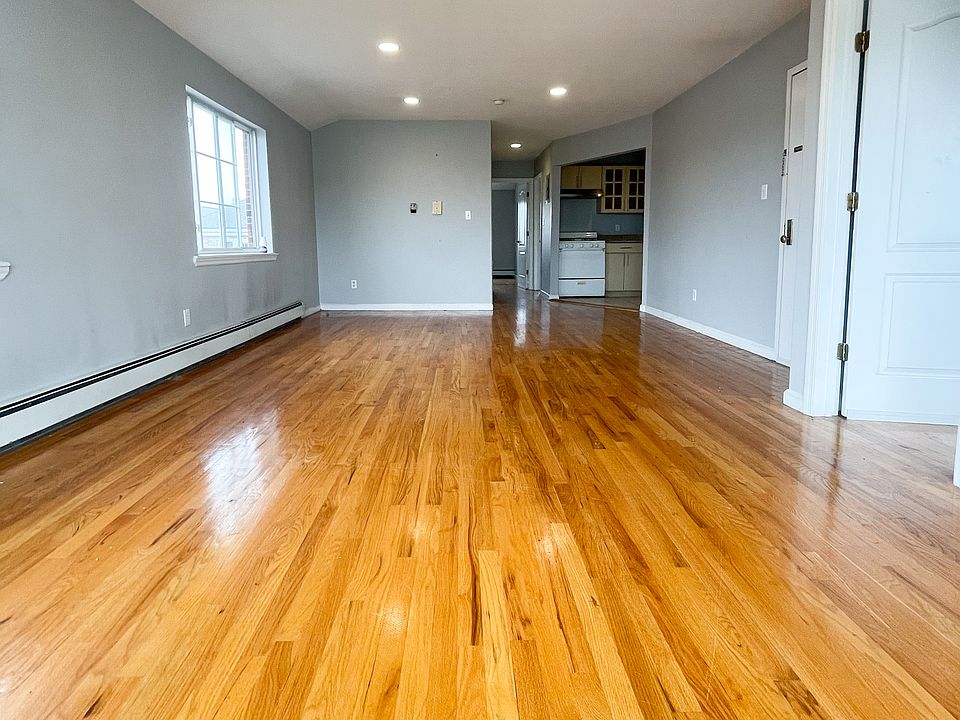 1st image of 19-31 76th St #3R
