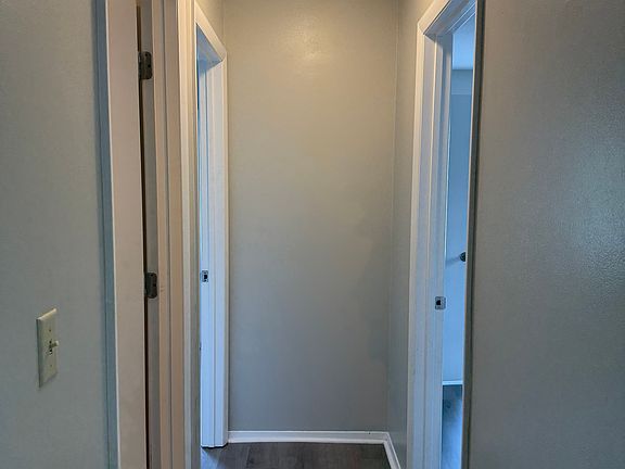 4th image of 2918 Sunnyside Dr #1