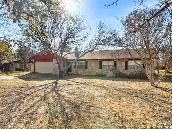 134 MIDDLE FOREST, Kerrville, TX 78028