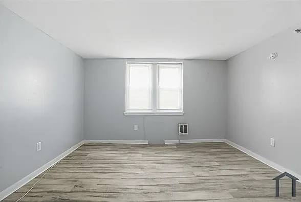 1806 W Champlost St #304 — Photo 22