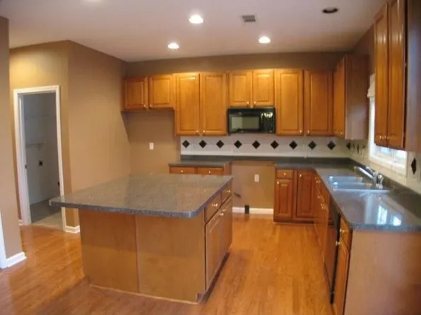 6506 Alder Ln, Norcross, GA 30093