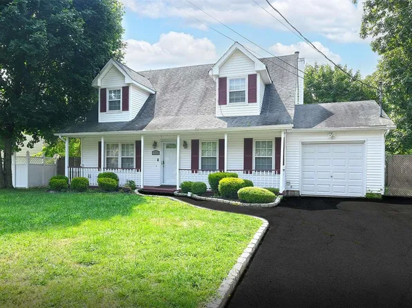 274 Elm Road, Mastic Beach, NY 11951