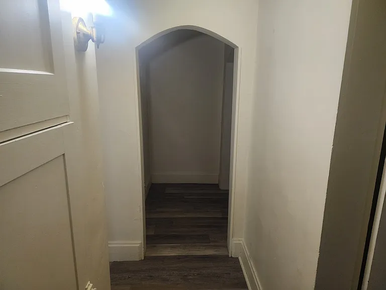 19 N Lee St #1 — Photo 3