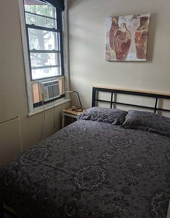 4th image of 210 Avenue Of The Americas APT 4C