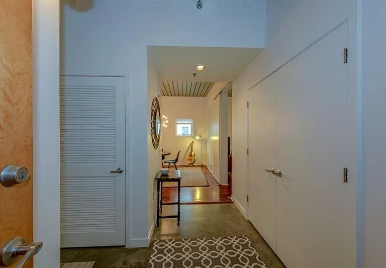 620 Glen Iris Dr NE #223 — Photo 27