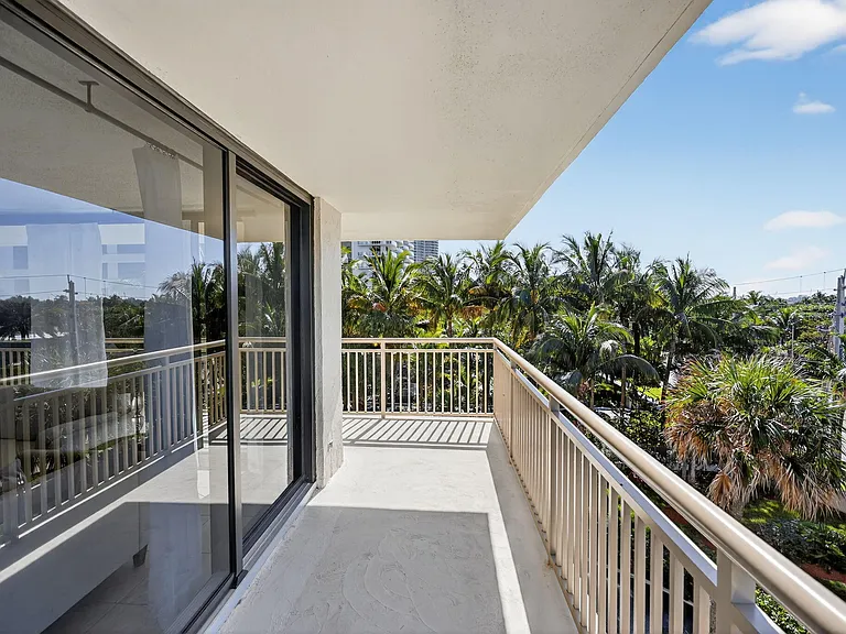 3400 N Ocean Dr #408 — Photo 15