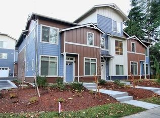 Pinnacle Townhomes, Lynnwood, WA 98037