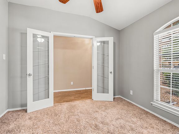 2nd image of 9428 Velvet Spring