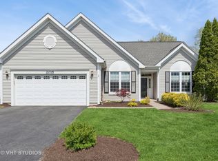 2015 Carrier Cir, Plainfield, IL 60586