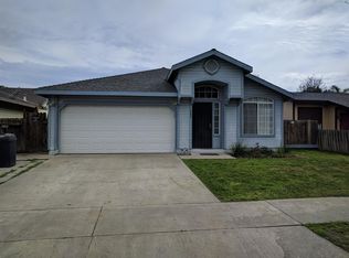 1284 Deer Creek St, Tulare, CA 93274