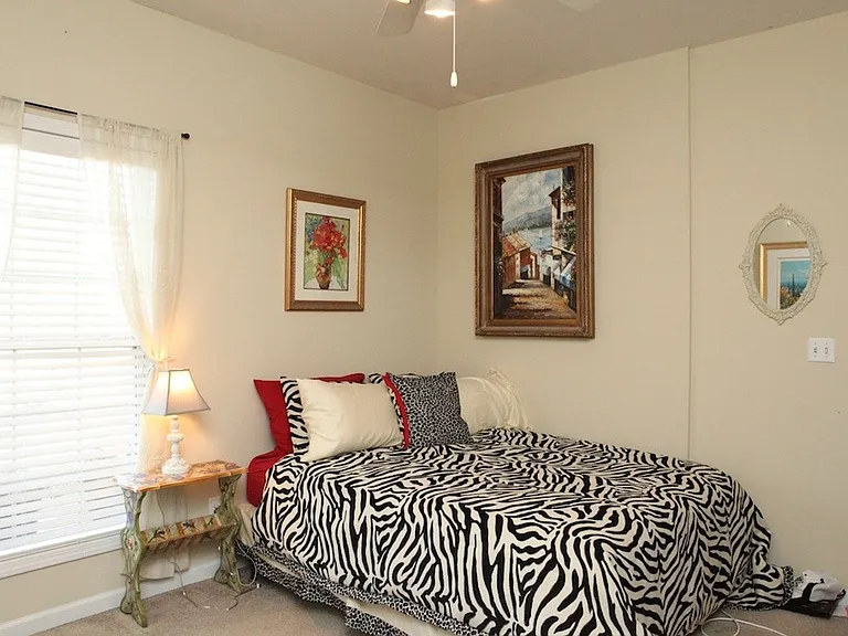 415 Hargrove Rd E #4X3 — Photo 11