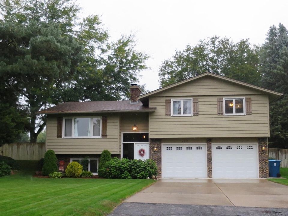 1st image of 6253 Capitan Dr SE