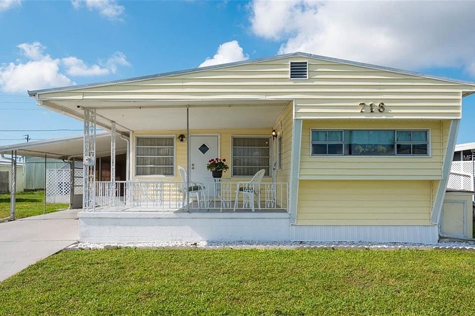 1st image of 716 51st Avenue Dr W