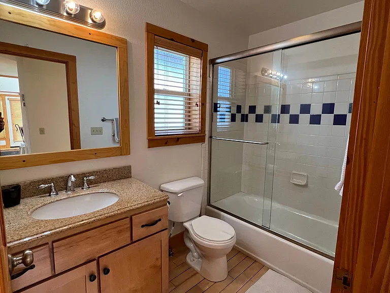 Main floor bath