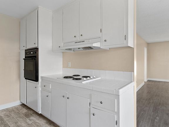 5th image of 7252 Jordan Ave #12